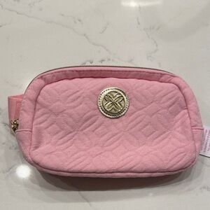 Pink Woman’s Fanny Pack